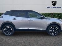 Usado Peugeot 2008 Premium 129 CV (94 kW) 2021 Gris SUV