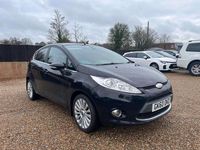 Begagnad Ford Fiesta Titanium 118 HK (86 kW) 2010 Svart Halvkombi