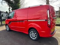 Used Ford Transit Custom Sport 170 HP (125 kW) 2017 Red Van