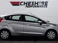 Used Ford Fiesta 92 HP (67 kW) 2017 Silver Hatchback