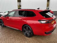 Used VW Passat R-line 147 HP (108 kW) 2025 Red Estate
