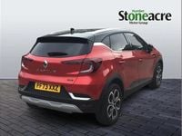 Used Renault Captur Techno 158 HP (116 kW) 2023 Red/black SUV