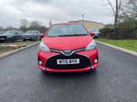 Used Toyota Yaris Hybrid 2015 Red Hatchback