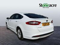 Used Ford Mondeo Zetec 147 HP (108 kW) 2017 White Hatchback