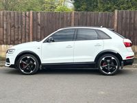 Begagnad Audi Q3 Black Edition 184 HK (135 kW) 2017 Vit SUV