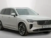 Used Volvo XC90 Ultra 250 HP (183 kW) 2025 Metallic  silver dawn SUV
