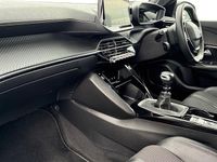 Usado Peugeot 2008 GT 131 HP (96 kW) 2022 Vermelho SUV