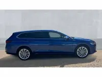 Used Skoda Superb LAURIN & KLEMENT 193 HP (141 kW) 2025 Cobalt blue metallic Estate
