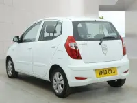 Used Hyundai i10 Active 83 HP (61 kW) 2013 White Hatchback