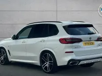Używany BMW X5 M Sport 261 KM (191 kW) 2019 Biały SUV