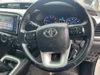 Used Toyota HiLux 150 HP (110 kW) 2019 White Pickup