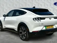 Used Ford Mustang Mach-E Extended Range 253 kW (345 HP) 2022 White SUV