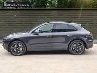 Used Porsche Macan Turbo 440 HP (323 kW) 2021 Grey SUV