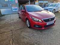 Used Peugeot 308 Active 120 HP (88 kW) 2018 Red Hatchback