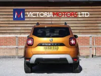 Used Dacia Duster Prestige 114 HP (83 kW) 2018 Orange SUV