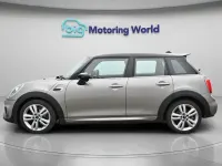 Usado Mini Cooper Hatch 136 HP (100 kW) 2019 Prateado Citadino