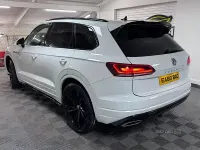 Used VW Touareg R-line 286 HP (210 kW) 2018 White SUV
