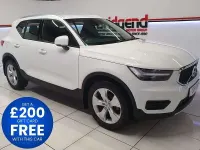 Used Volvo XC40 Momentum 160 HP (117 kW) 2021 White SUV