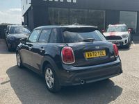 Usado Mini Cooper Classic 134 CV (98 kW) 2022 Negro Utilitario