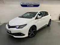 Usado Toyota Auris Hybrid Design 2018 Branco Citadino