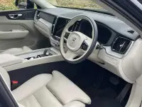 Usado Volvo XC60 Plus 250 HP (183 kW) 2025 SUV