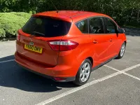 Begagnad Ford C-MAX Zetec 2010 Röd Minibuss
