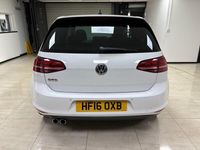 Usado VW Golf VII GTD 2016 Branco Citadino