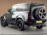 Used Land Rover Defender S 400 HP (294 kW) 2022 Santorini black SUV