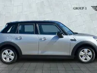 Used Mini Cooper Classic 134 HP (98 kW) 2023 Silver Hatchback