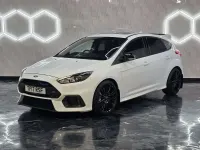 Used Ford Focus RS 350 HP (257 kW) 2017 White Hatchback