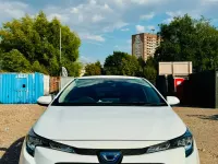 Used Toyota Corolla 122 HP (89 kW) 2020 White Estate