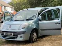 Used Renault Kangoo Expression 106 HP (77 kW) 2010 Blue MPV