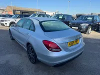 Używany Mercedes C220 SE 194 KM (142 kW) 2019 Srebrny Sedan/Limuzyna