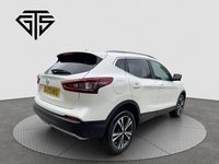 Used Nissan Qashqai N-Connecta 113 HP (83 kW) 2020 White SUV