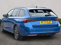Used Skoda Octavia SportLine 150 HP (110 kW) 2025 Race blue metallic Estate