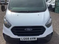 Used Ford Transit Custom 105 HP (77 kW) 2018 White Van
