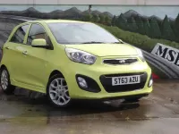 Used Kia Picanto 85 HP (62 kW) 2013 Green Hatchback