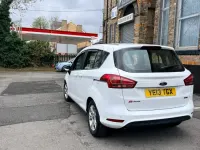 Używany Ford B-MAX Zetec 2013 Biały Minivan
