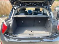 Used Mini Cooper SE Classic 160 kW (218 HP) 2024 Black Hatchback