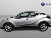 Begagnad Toyota C-HR 122 HK (89 kW) 2023 SUV