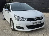 Begagnad Citroën C4 Flair 114 HK (83 kW) 2015 Vit Halvkombi