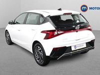 Used Hyundai i20 Advanced 101 HP (74 kW) 2024 White Hatchback