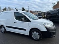 Used Peugeot Partner 64 HP (47 kW) 2017 White MPV