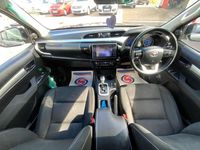 Used Toyota HiLux 150 HP (110 kW) 2019 Grey Pickup