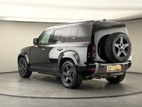 Used Land Rover Defender SE Dynamic 250 HP (183 kW) 2023 Santorini black SUV