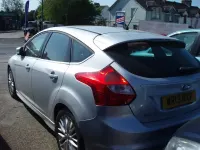 Używany Ford Focus Zetec 125 KM (91 kW) 2013 Srebrny Hatchback