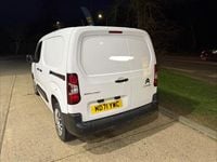 Used Citroën Berlingo 100 HP (73 kW) 2022 White MPV