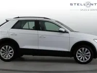 Używany VW T-Roc SE 148 KM (108 kW) 2020 Biały SUV