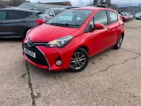 Used Toyota Yaris 99 HP (72 kW) 2015 Red Hatchback