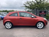 Second-hand Vauxhall Corsa 2014 Roșu Hatchback